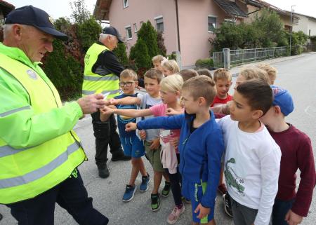 ETM OTROCI ZAPORA CESTE VIDEM 01 FOTO LJUBO VUKELIČ
